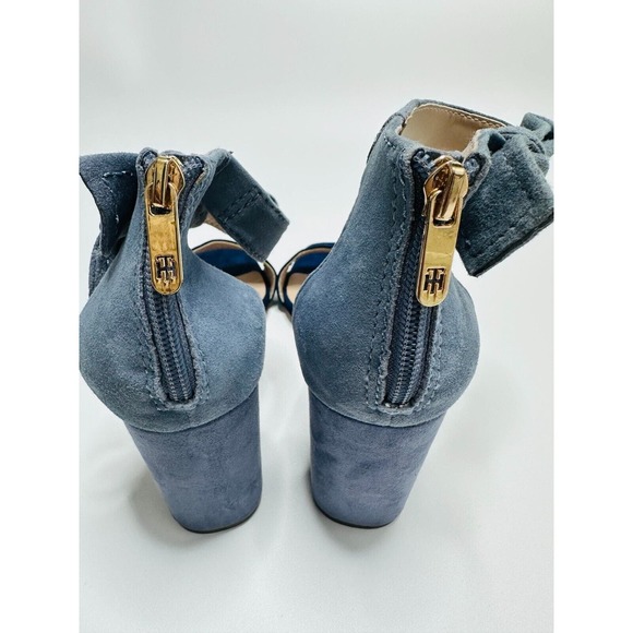 Tommy Hilfiger Women's Light Blue and Navy Suede Heels Size 9M - Picture 6 of 7